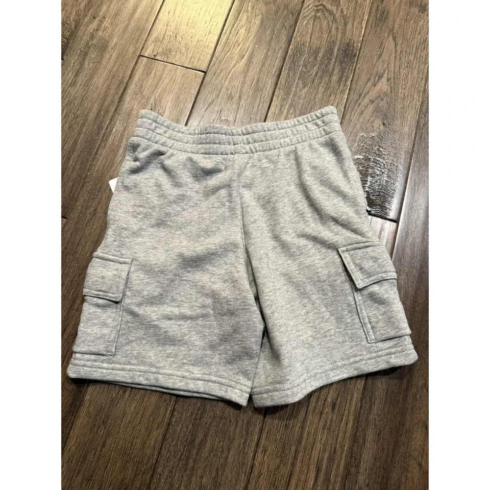 Nike Cargo‎ Shorts Boys Size 5 Grey Heather Fleece Elastic Waist Athletic